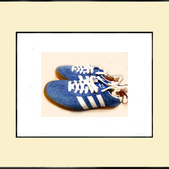 New Rare & Unique Adidas Originals Gazelle Blue & White Sneakers Athletic Shoes main image 7